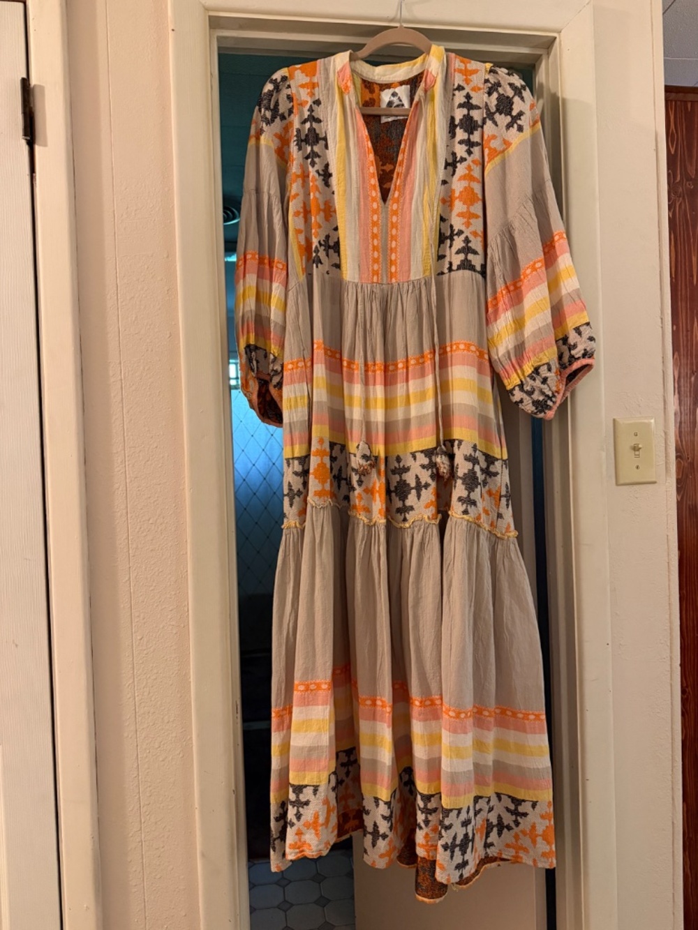 Pearl & Caviar Luxury Holiday Lifestyle Dress - w Side Pockets / Size: M/L